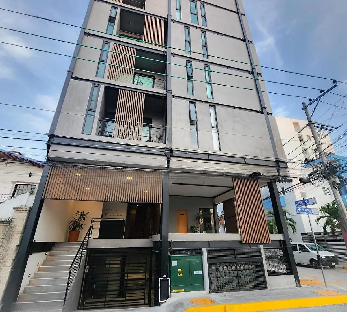 Boho Chic Studio Steps To 5Th Ave King Bed Wifi Rooftop Pool 신데 델 카르멘