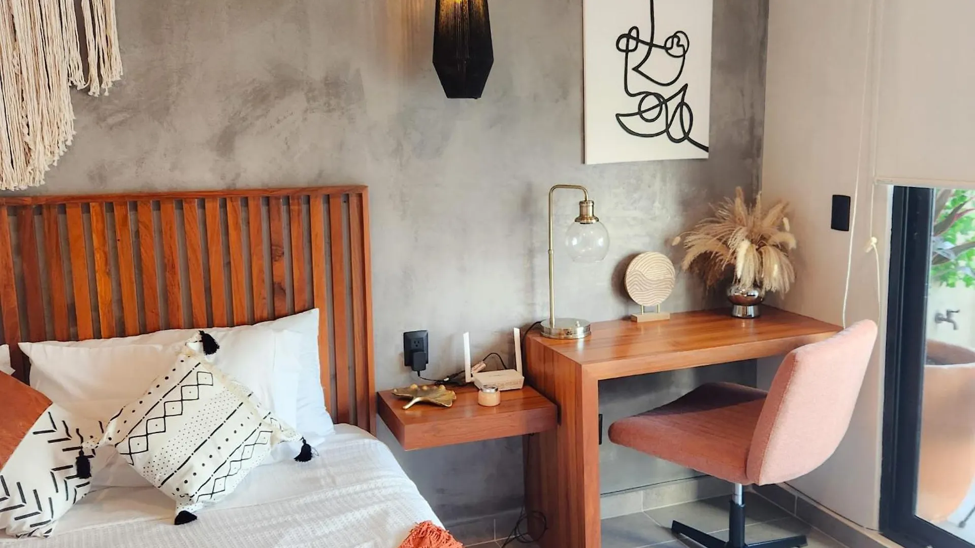 Boho Chic Studio Steps To 5Th Ave King Bed Wifi Rooftop Pool 신데 델 카르멘 0*,