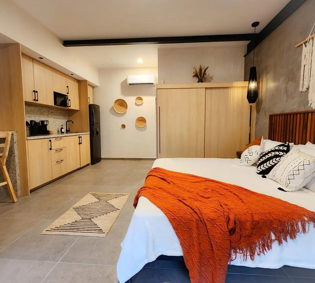 Apartment Boho Chic Studio Steps To 5Th Ave King Bed Wifi Rooftop Pool Playa del Carmen